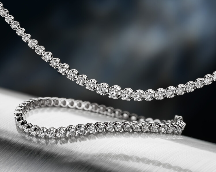 18 K Rhodium-Plated White Gold Tennis Bracelet with Diamonds - 4,00 ct - fineness 18 K