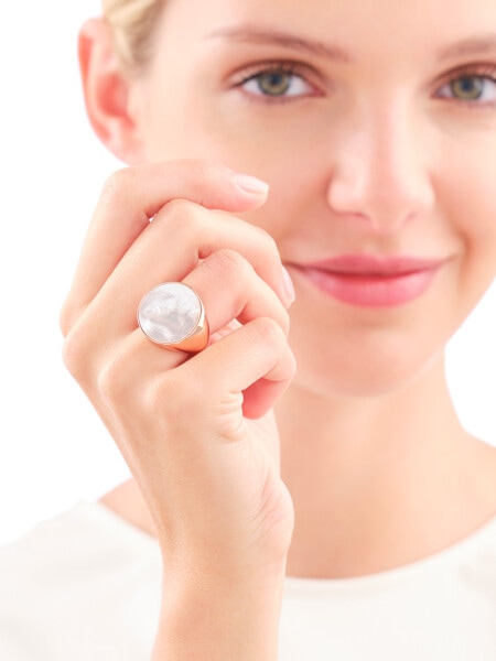 Pozlacený prsten z mosazi s perletí
