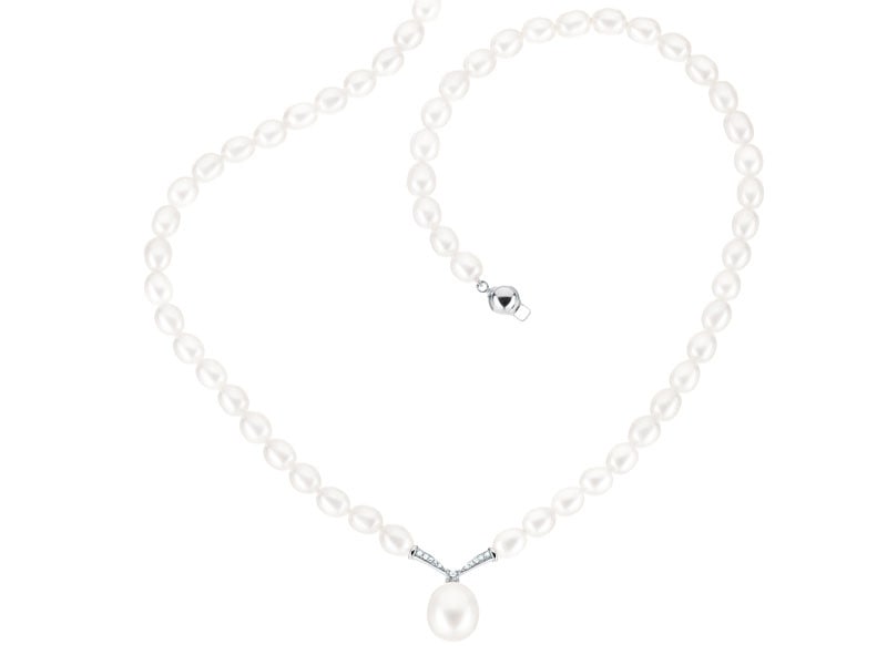 Pearl necklace with white gold elements and diamonds - fineness 14 K