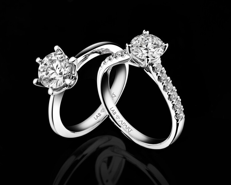 14 K Rhodium-Plated White Gold Ring with Laboratory Diamond - 0,33 ct - fineness 14 K