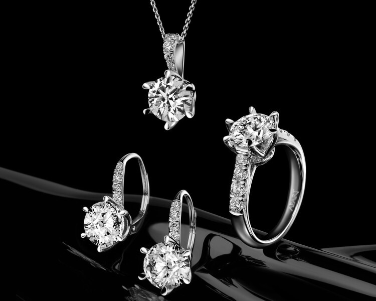 18 K Rhodium-Plated White Gold Earrings - 4,14 ct - fineness 18 K