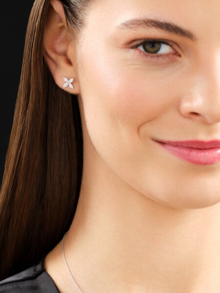 Náušnice z bílého zlata s diamanty - květy - 0,73 ct - ryzost 585