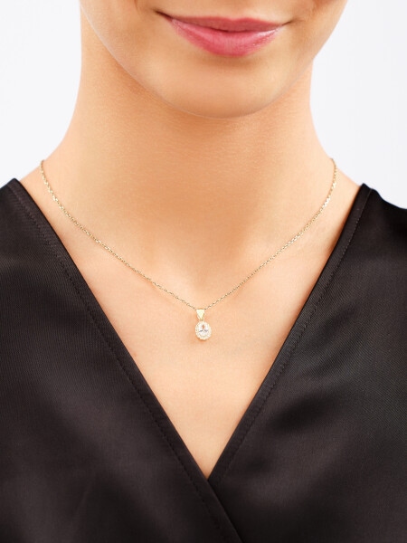 8 K Yellow Gold Pendant with Cubic Zirconia