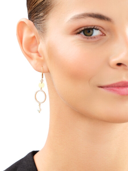 Gold-Plated Silver Dangling Earring with Pearl