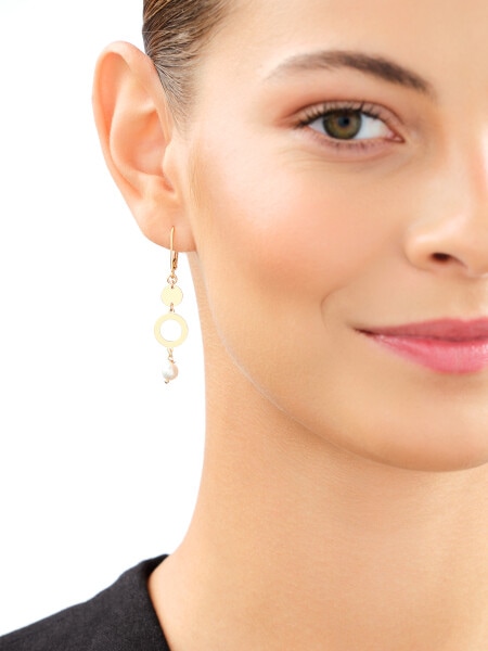 Gold-Plated Silver Dangling Earring with Pearl