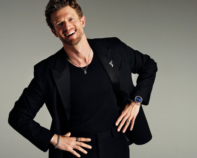 Rhodium Plated Silver Signet Ring with Cubic Zirconia