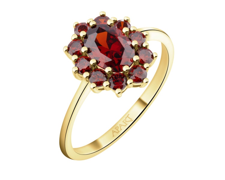 8 K Yellow Gold Ring with Synthetic Garnet