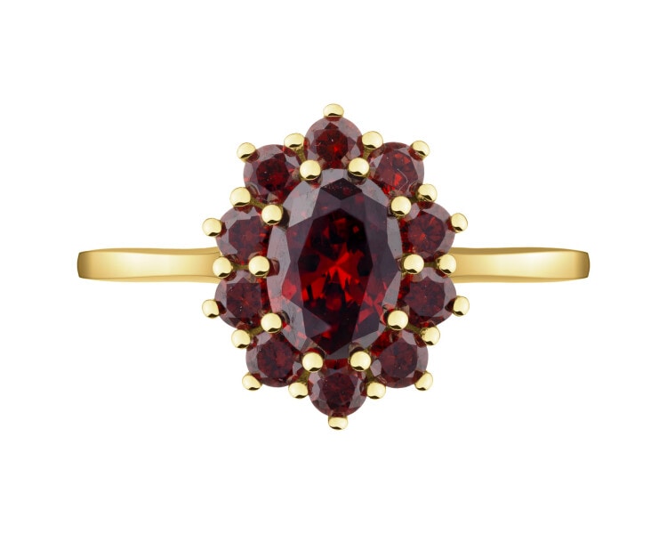 8 K Yellow Gold Ring with Synthetic Garnet