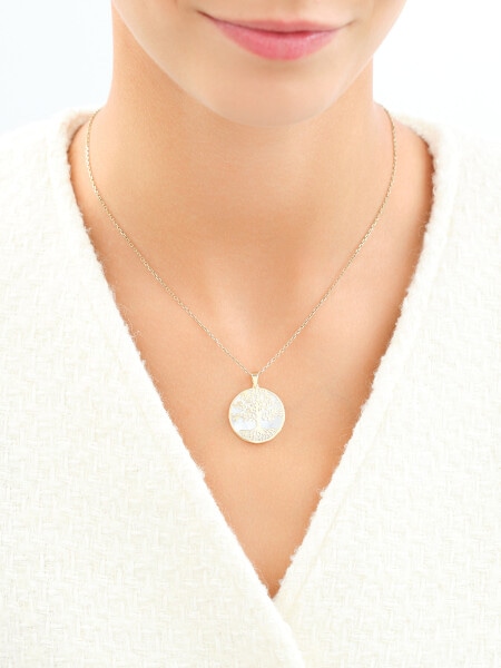 14 K Yellow Gold Pendant with Mother Of Pearl