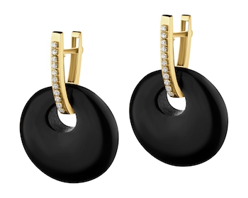 9 K Yellow Gold Earrings with Onyx