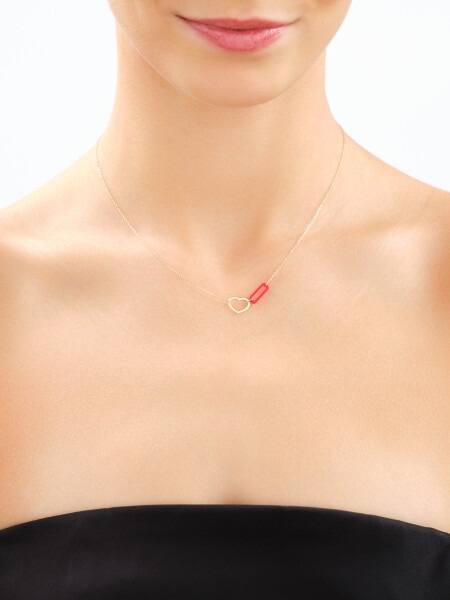 9 K Yellow Gold Necklace with Synthetic Coral