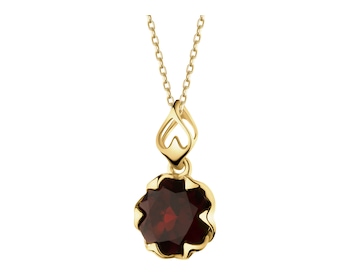 14 K Yellow Gold Pendant with Garnet