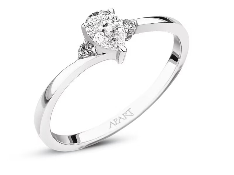 White gold ring with diamonds 0,35 ct - fineness 14 K