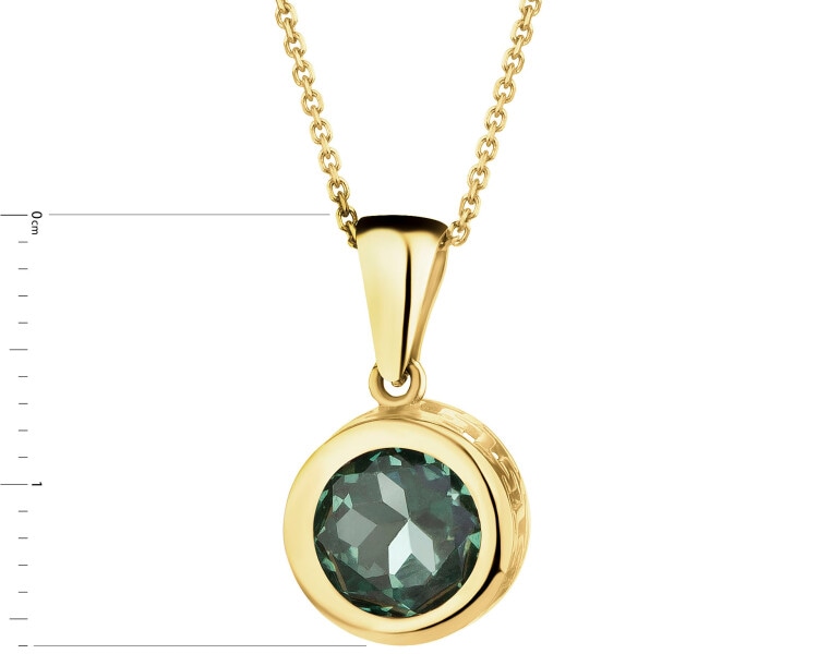 8 K Yellow Gold Pendant with Cubic Zirconia