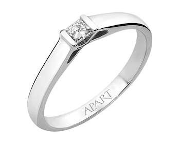 White gold ring with diamond - 0,09 ct - fineness 14 K