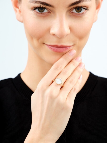 Gold-Plated Brass Ring with Mother Of Pearl