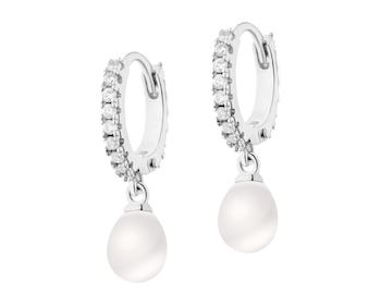 Rhodium Plated Silver Dangling Earring with Pearl