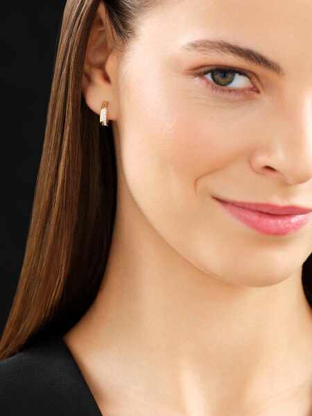 Kolczyki z żółtego złota z brylantami - 0,10 ct - próba 375