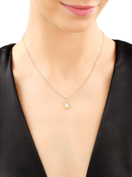 8 K Yellow Gold Pendant with Cubic Zirconia