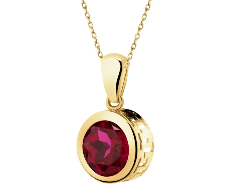 8 K Yellow Gold Pendant with Synthetic Corundum