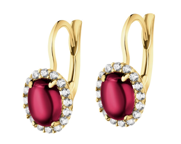 8 K Yellow Gold Earrings with Cubic Zirconia