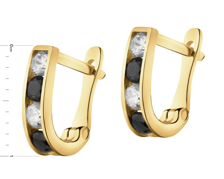 8 K Yellow Gold Earrings with Cubic Zirconia