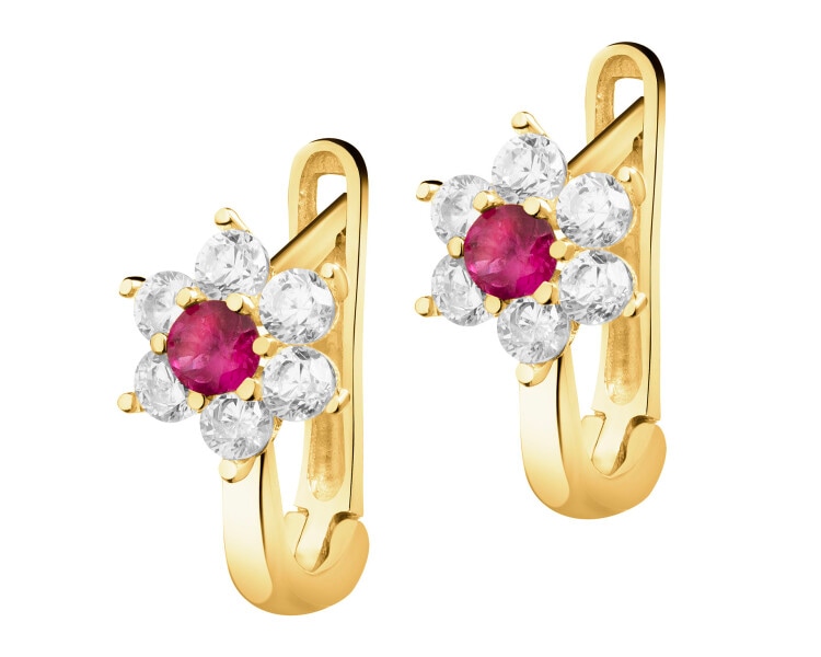 8 K Yellow Gold Earrings with Cubic Zirconia