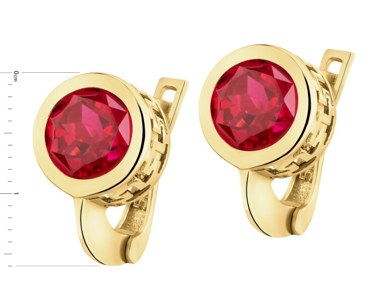 8 K Yellow Gold Earrings with Synthetic Corundum