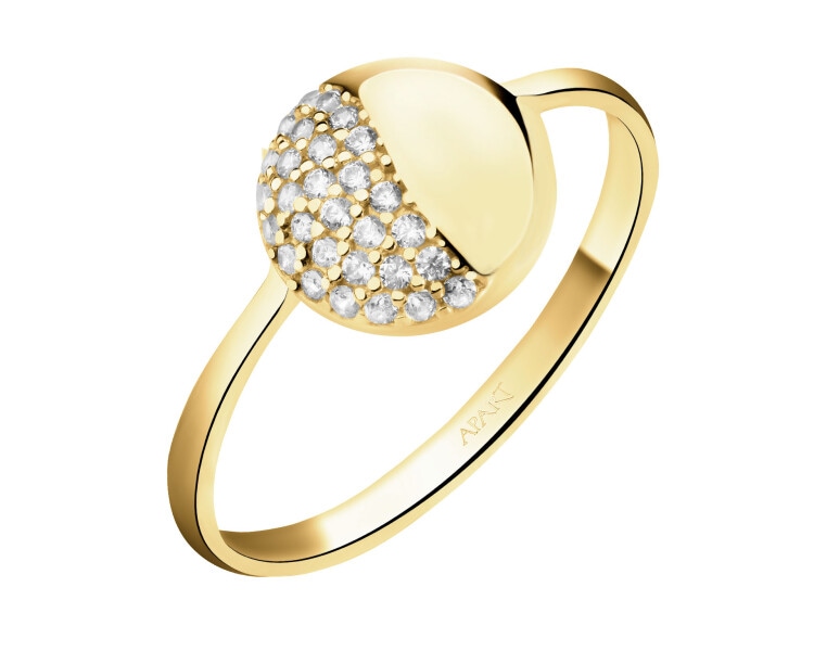 Gold ring with zircons