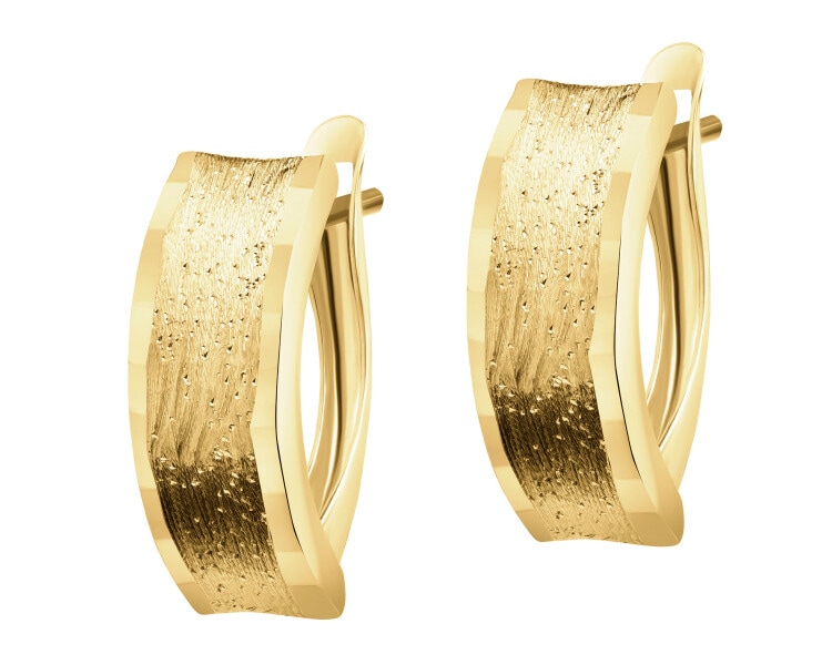 9 K Yellow Gold Earrings 