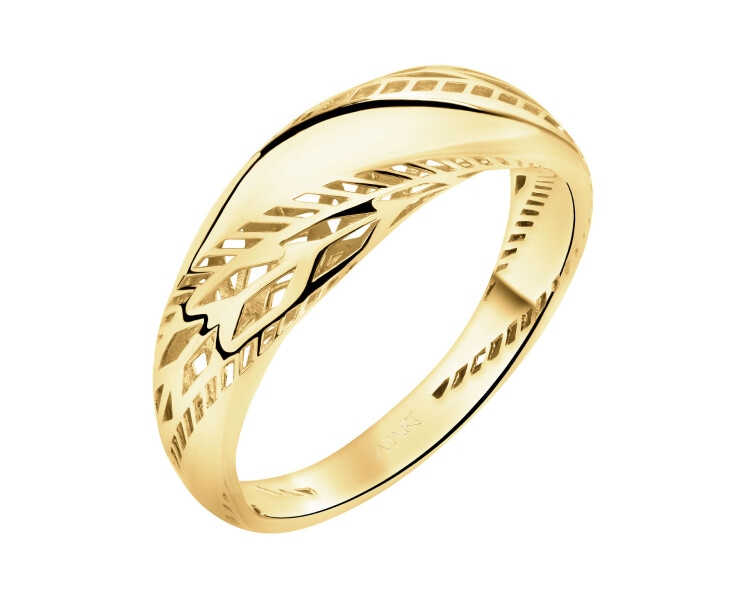 14 K Yellow Gold Band Ring 