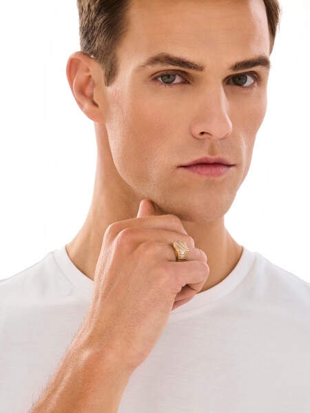 Złoty pierścionek - sygnet