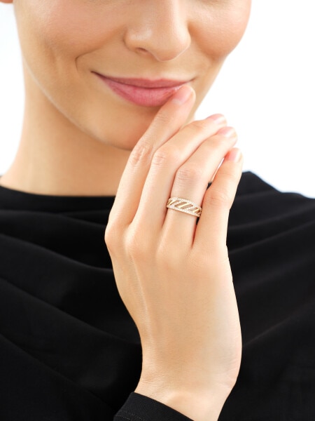 14 K Yellow Gold Band Ring with Cubic Zirconia