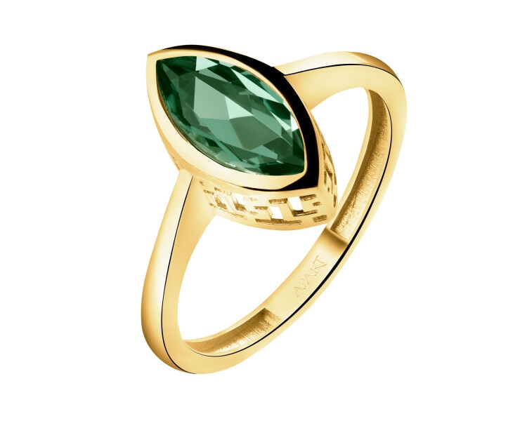 8 K Yellow Gold Ring with Synthetic Corundum