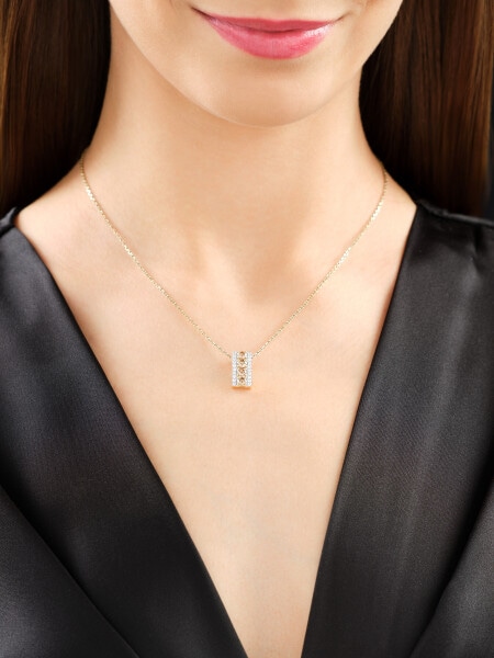 Zlatý přívěsek s brilianty - 0,96 ct - ryzost 585