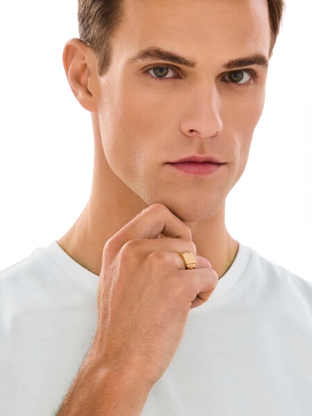 Złoty pierścionek - sygnet