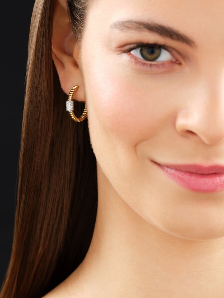 750  Earrings with Diamonds - 0,26 ct - fineness 750