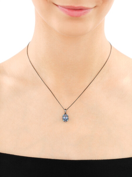 Stříbrný přívěsek se zirkony