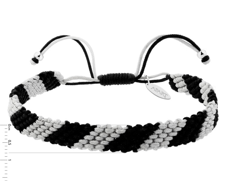 Náramek s prvky ze stříbra