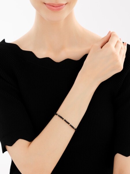 Bransoletka z mosiądzu pozłacana ze spinelami