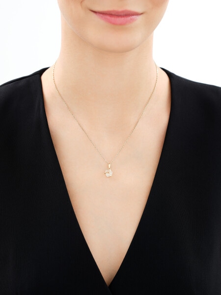 Zlatý přívěsek se zirkony