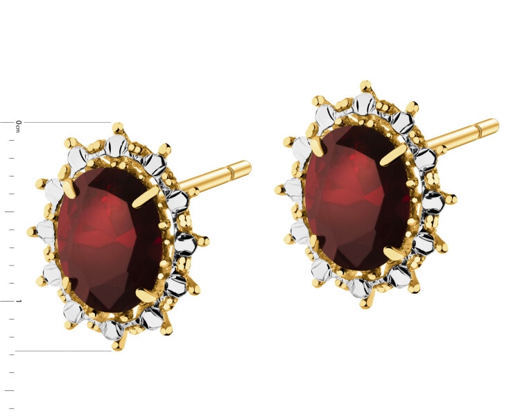 Zlaté náušnice se syntetickými korundy a zirkony