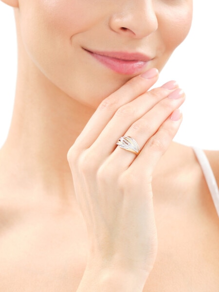 Zlatý prsten s diamanty - 0,25 ct - ryzost 585