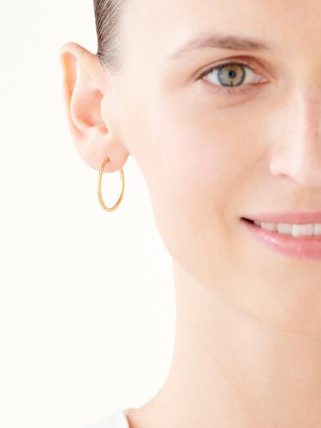 8 K Yellow Gold Hoop Earring