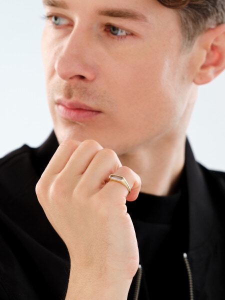 Zlatý pečetní prsten s topazem