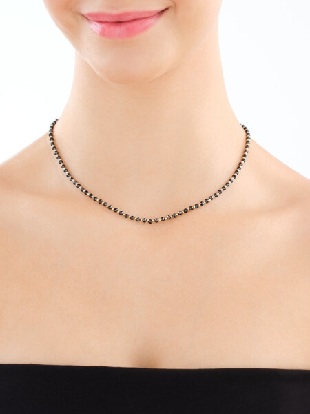 Złoty naszyjnik z onyksami syntetycznymi - kulki