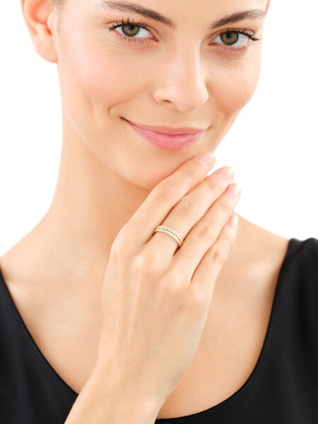 Złoty pierścionek z cyrkoniami