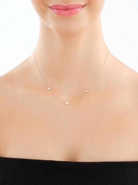 Złoty naszyjnik z masą perłową