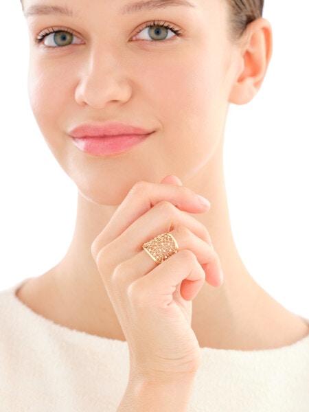 Złoty pierścionek z cyrkoniami