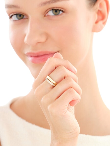 Zlatý prsten se zirkony